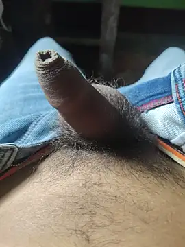 Snapshot of iaparna chatting on 11/06/25, 07:42 iaparna online show from 11/06/25, 07:42