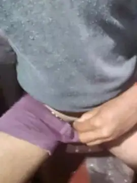 Snapshot of iaparna chatting on 12/15/25, 04:44 iaparna online show from 12/15/25, 04:44