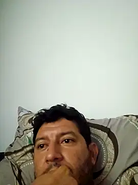 Snapshot of 2020dastan chatting on 10/01/25, 01:17 2020dastan online show from 10/01/25, 01:17