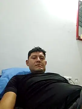 Snapshot of 2020dastan chatting on 11/30/25, 12:03 2020dastan online show from 11/30/25, 12:03