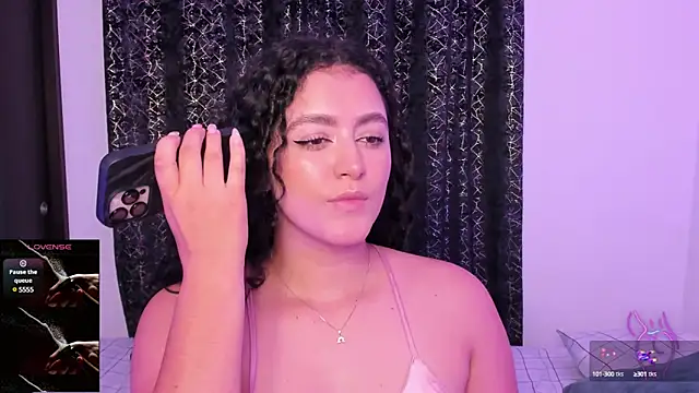 Snapshot of Adhara-zanne chatting on 03/07/25, 03:19 Adhara-zanne online show from 03/07/25, 03:19