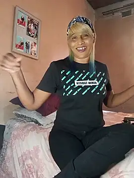 Goodgirlsue 77 online show from 11/07/25, 11:43