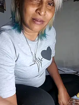 Snapshot of Goodgirlsue_77 chatting on 06/14/26, 08:22 Goodgirlsue 77 online show from 06/14/26, 08:22