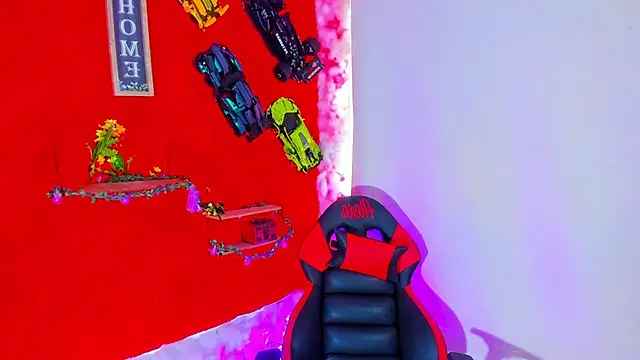 LilOwen  online show from 10/31/25, 07:04