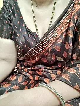 Snapshot of sunitha-3 chatting on 02/25/25, 08:03 sunitha-3 online show from 02/25/25, 08:03