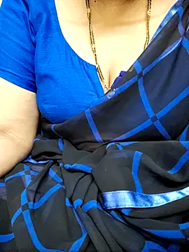 Snapshot of sunitha-3 chatting on 02/26/25, 08:37 sunitha-3 online show from 02/26/25, 08:37