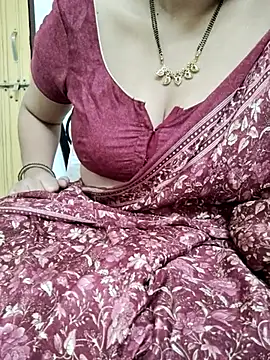 Snapshot of sunitha-3 chatting on 02/28/25, 07:58 sunitha-3 online show from 02/28/25, 07:58