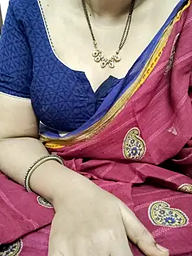 Snapshot of sunitha-3 chatting on 03/02/25, 05:54 sunitha-3 online show from 03/02/25, 05:54