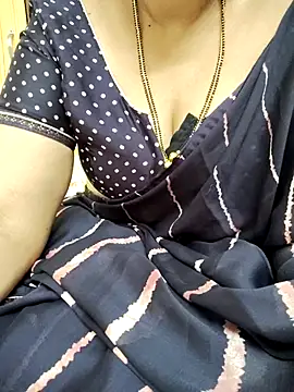 Snapshot of sunitha-3 chatting on 03/07/25, 08:13 sunitha-3 online show from 03/07/25, 08:13