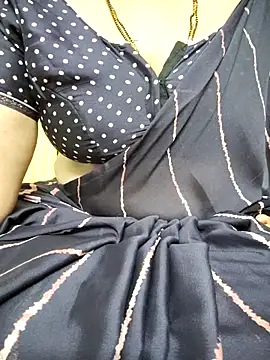 Snapshot of sunitha-3 chatting on 03/07/25, 02:23 sunitha-3 online show from 03/07/25, 02:23