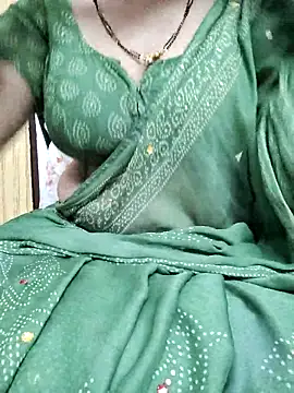 Snapshot of sunitha-3 chatting on 03/10/25, 07:18 sunitha-3 online show from 03/10/25, 07:18