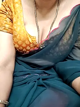 Snapshot of sunitha-3 chatting on 03/11/25, 02:29 sunitha-3 online show from 03/11/25, 02:29