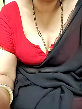 Snapshot of sunitha-3 chatting on 03/12/25, 07:06 sunitha-3 online show from 03/12/25, 07:06