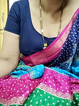 Snapshot of sunitha-3 chatting on 03/18/25, 05:20 sunitha-3 online show from 03/18/25, 05:20