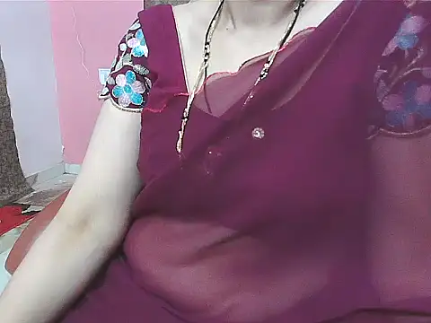Snapshot of sunitha-3 chatting on 10/12/25, 06:51 sunitha-3 online show from 10/12/25, 06:51