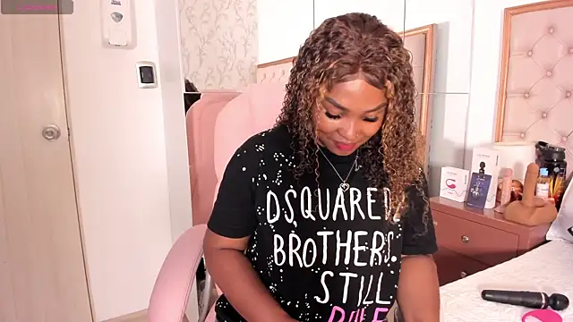 Isla Scott online show from 03/09/25, 11:25