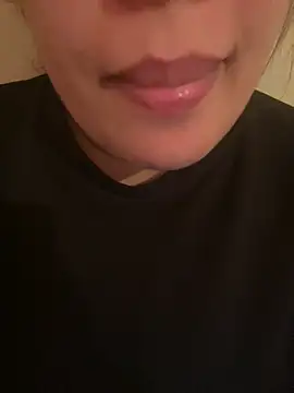 Snapshot of Samarr_9and chatting on 12/27/24, 11:17 Samarr 9and online show from 12/27/24, 11:17