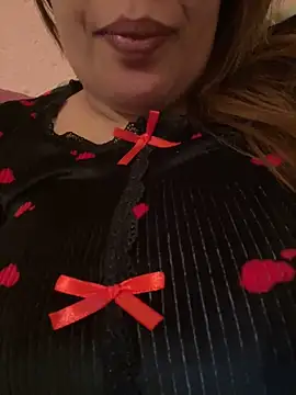 Snapshot of Samarr_9and chatting on 01/05/25, 08:10 Samarr 9and online show from 01/05/25, 08:10