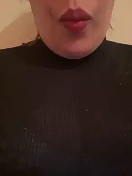 Snapshot of Samarr_9and chatting on 01/28/25, 11:49 Samarr 9and online show from 01/28/25, 11:49