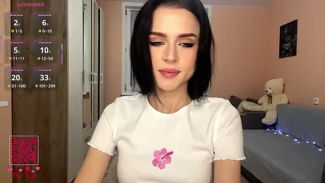 ElgaBlumer online show from 12/01/25, 05:07