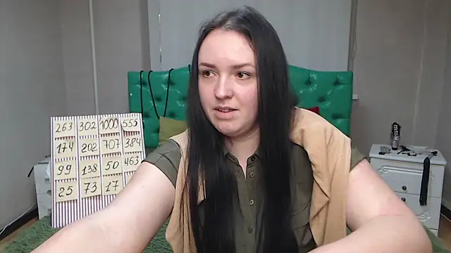 IsabelBlackberry online show from 01/31/25, 09:05