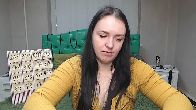 IsabelBlackberry online show from 02/03/25, 06:02