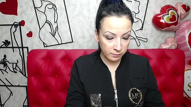 Snapshot of ElizabethSho chatting on 03/16/25, 06:12 ElizabethSho online show from 03/16/25, 06:12