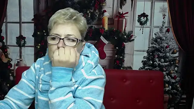 EmiliaGree online show from 12/17/25, 06:14