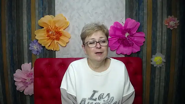 EmiliaGree online show from 05/01/26, 05:06