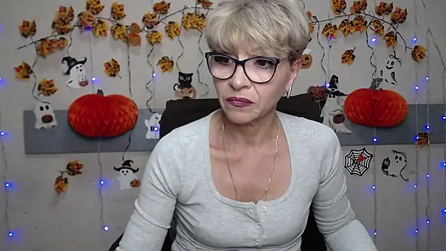 EllaBonito online show from 10/20/25, 05:30