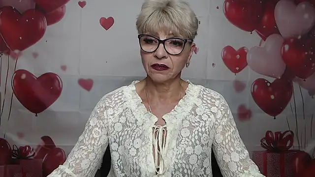 EllaBonito online show from 05/24/26, 05:45