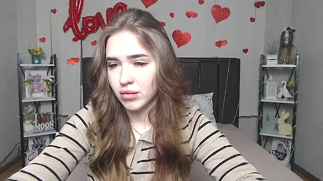 LauraHlot online show from 03/03/26, 06:19