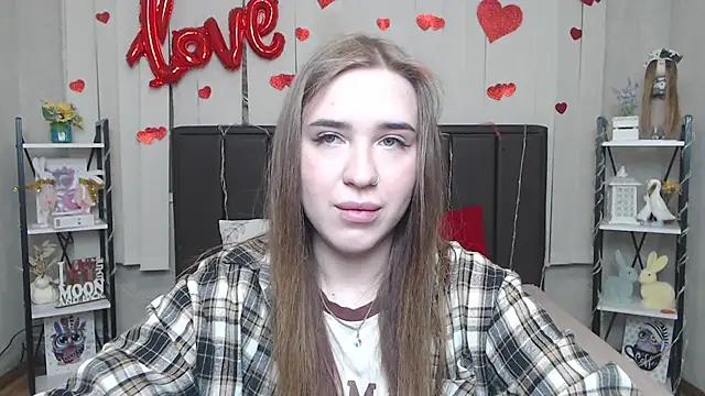 LauraHlot online show from 03/20/26, 06:57