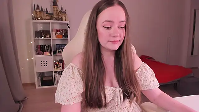 Snapshot of WalkingGirl chatting on 10/01/25, 08:59 WalkingGirl online show from 10/01/25, 08:59