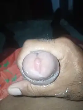 Snapshot of taylorWiiz chatting on 11/22/25, 11:37 taylorWiiz online show from 11/22/25, 11:37