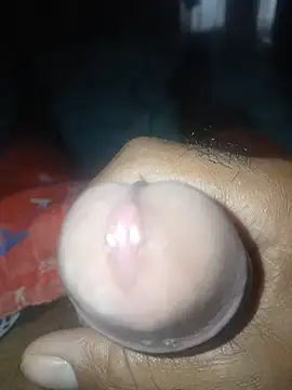 Snapshot of taylorWiiz chatting on 12/01/25, 04:34 taylorWiiz online show from 12/01/25, 04:34