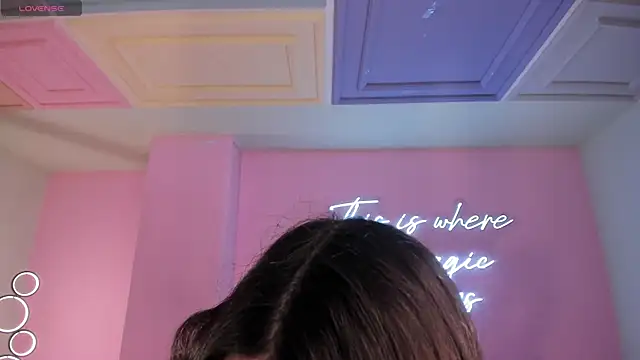 ValeriaVelvet online show from 04/11/26, 12:09