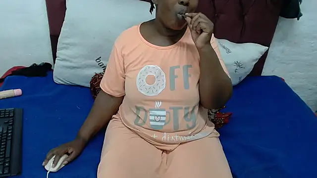 Thickchocolatex2 online show from 02/22/26, 05:00