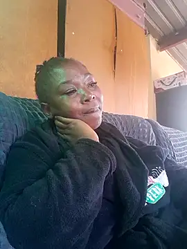 Thickchocolatex2 online show from 04/20/26, 09:34