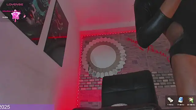 Snapshot of Karla-Ebony chatting on 03/07/25, 01:40 Karla-Ebony online show from 03/07/25, 01:40