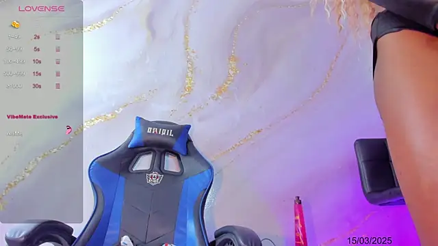 Snapshot of Karla-Ebony chatting on 03/15/25, 01:40 Karla-Ebony online show from 03/15/25, 01:40