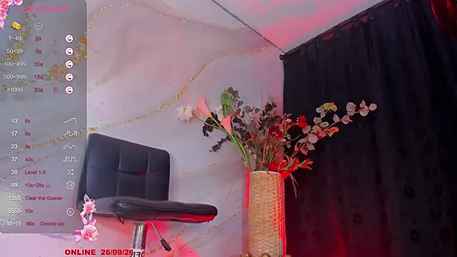 Snapshot of Karla-Ebony chatting on 09/26/25, 01:15 Karla-Ebony online show from 09/26/25, 01:15