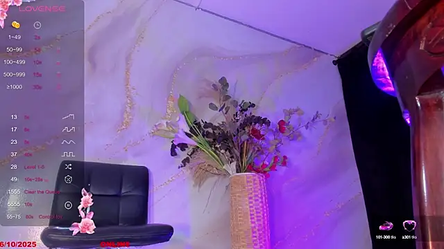 Snapshot of Karla-Ebony chatting on 10/16/25, 01:45 Karla-Ebony online show from 10/16/25, 01:45