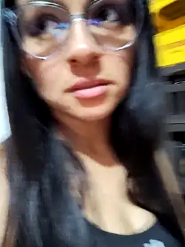 Linda Lars online show from 04/08/26, 02:55