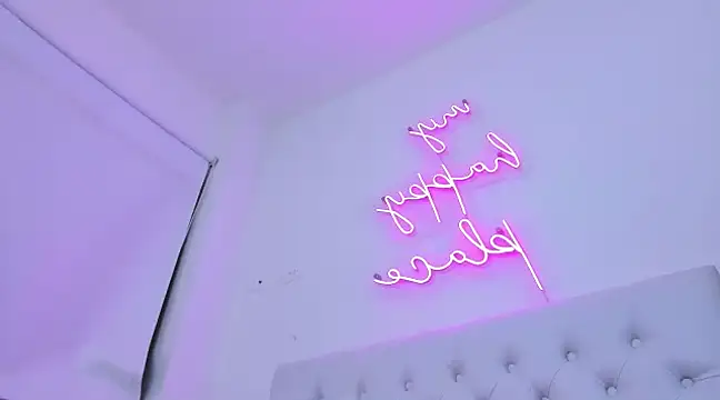 Snapshot of silvana__miller chatting on 01/23/25, 10:33 silvana miller online show from 01/23/25, 10:33