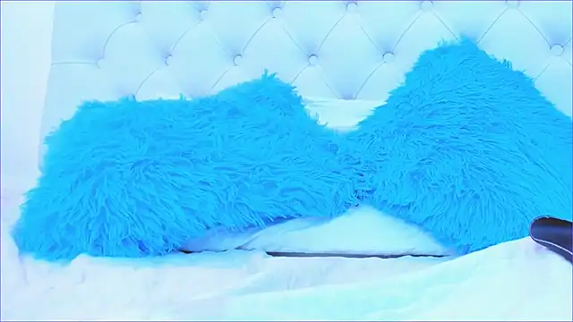 Snapshot of silvana__miller chatting on 03/04/25, 10:16 silvana miller online show from 03/04/25, 10:16