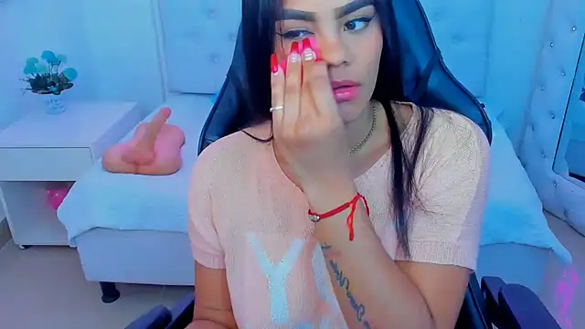 Snapshot of silvana__miller chatting on 03/20/25, 10:40 silvana miller online show from 03/20/25, 10:40