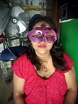 Snapshot of Ayesha-Baby chatting on 09/15/25, 06:41 Ayesha-Baby online show from 09/15/25, 06:41