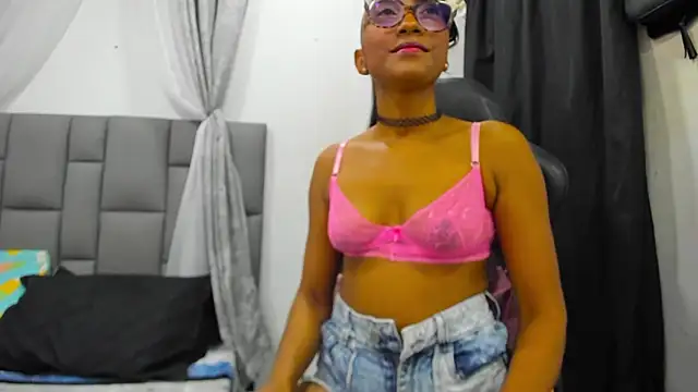 Snapshot of MurphyAngelina chatting on 05/06/26, 03:13 MurphyAngelina online show from 05/06/26, 03:13
