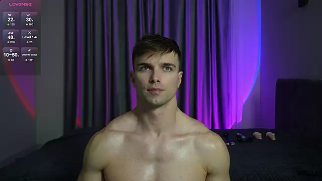 Snapshot of Nik_Sharp chatting on 01/08/26, 04:31 Nik Sharp online show from 01/08/26, 04:31